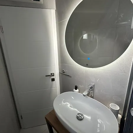 Διαμέρισμα Little Lux