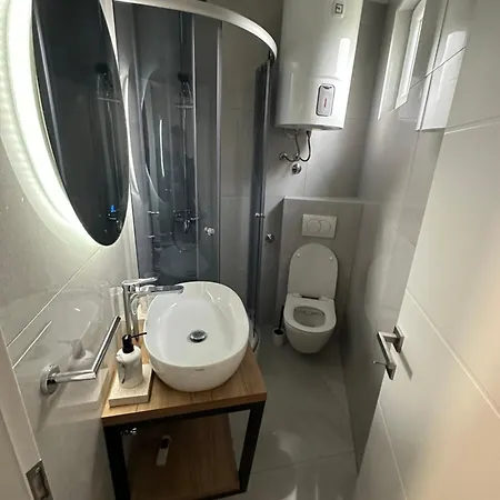 Little Lux Σπλιτ